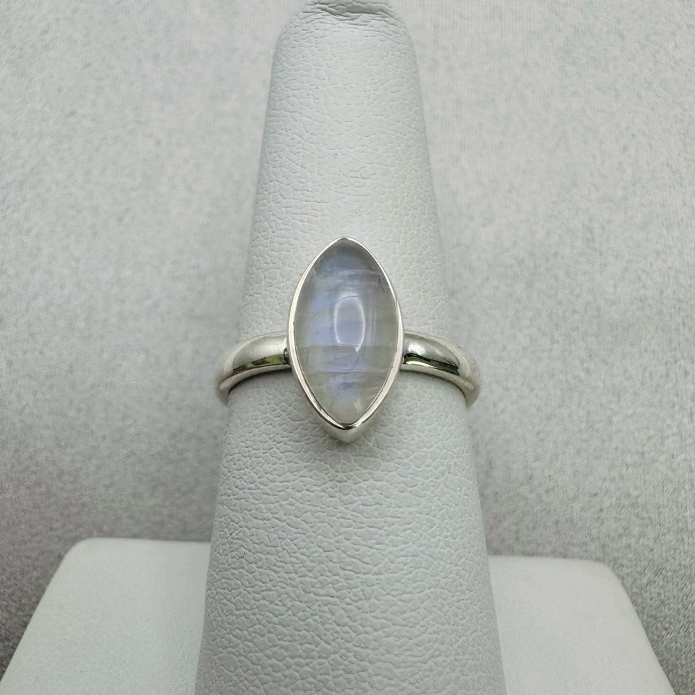 925 Moonstone Marquise Ring